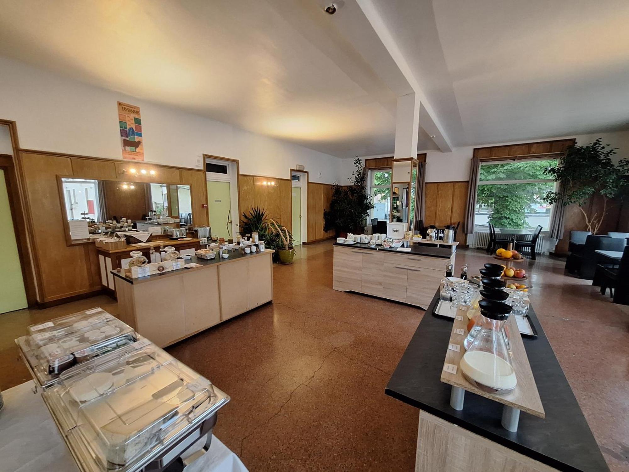 Hotel Le Connetable แซ็งต์-บอนเนต์-อ็อง-ฌ็องป์โซร์ ภายนอก รูปภาพ