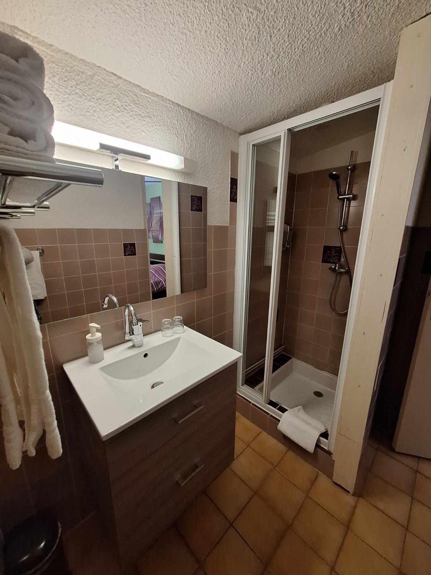 Hotel Le Connetable แซ็งต์-บอนเนต์-อ็อง-ฌ็องป์โซร์ ภายนอก รูปภาพ