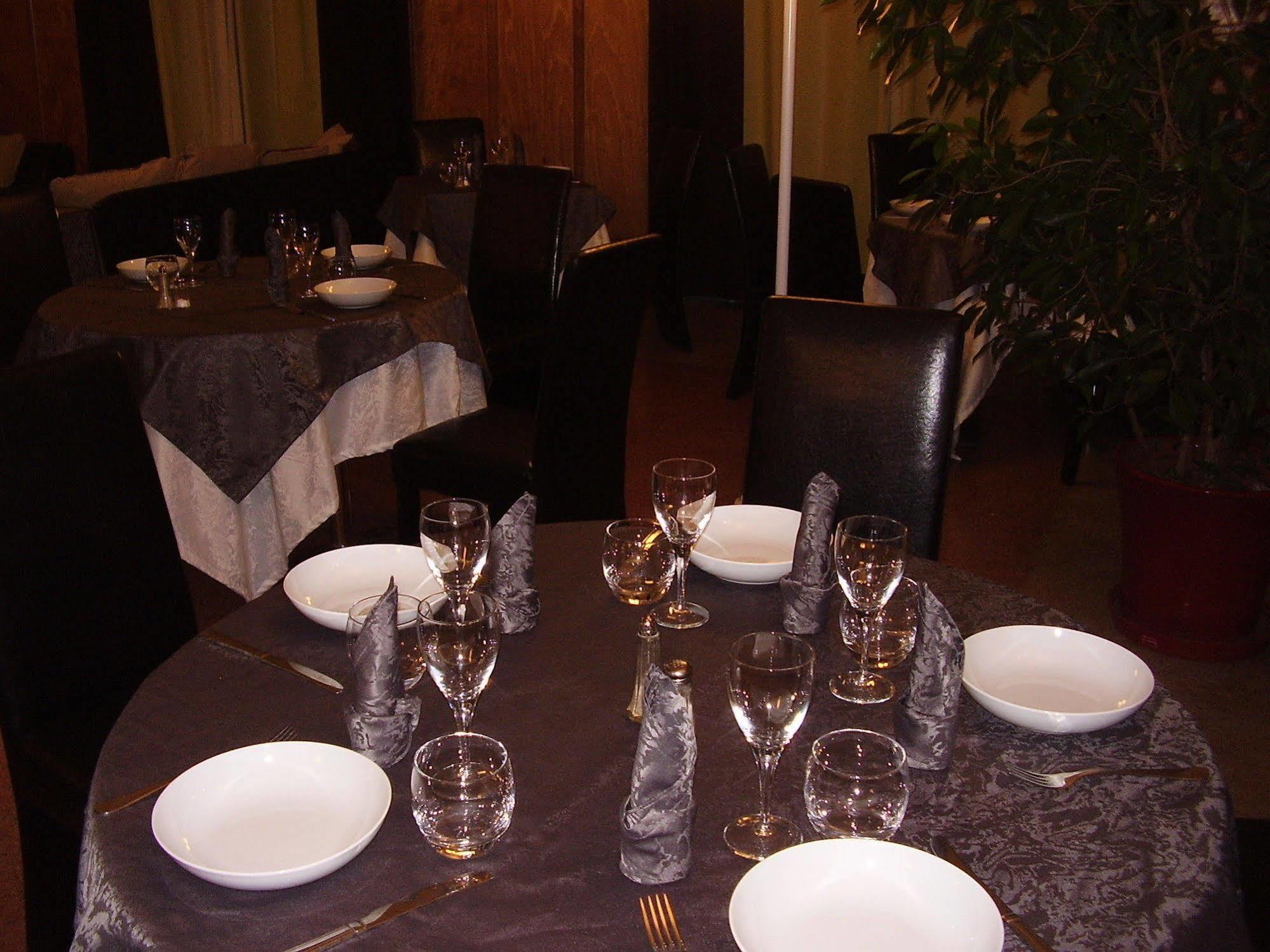 Hotel Le Connetable แซ็งต์-บอนเนต์-อ็อง-ฌ็องป์โซร์ ภายนอก รูปภาพ